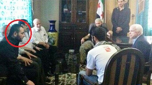Джон Макейн се среща с халиф Абу Бакар ал-Багдади, лидер на ИДИЛ, в Алепо през април 2013 г.