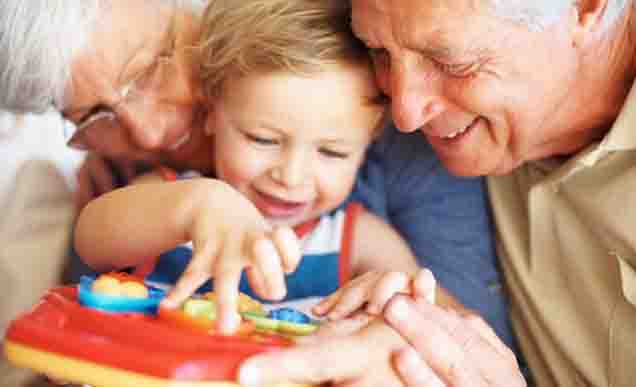Бабите и дядовците са ключът към щастливото детство